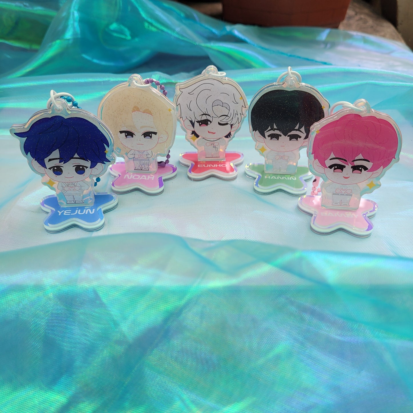 ACRYLIC KEYCHAIN STANDEE_PLAVE