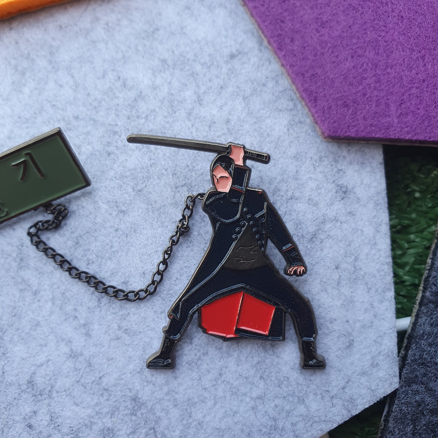 ENAMEL PIN:SHINee_Military Boys