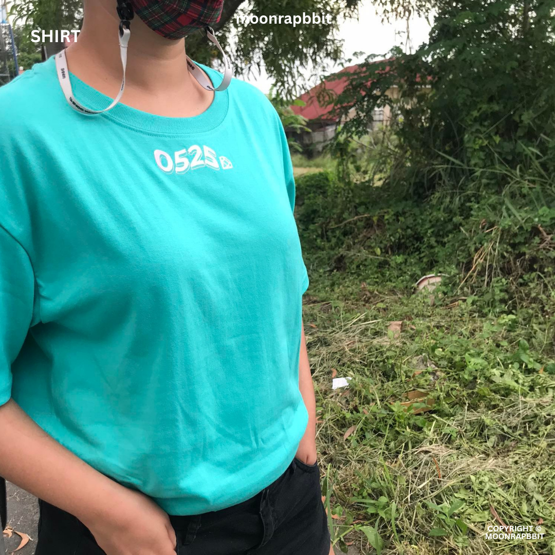 SHIRT: SHINee_SHINee World