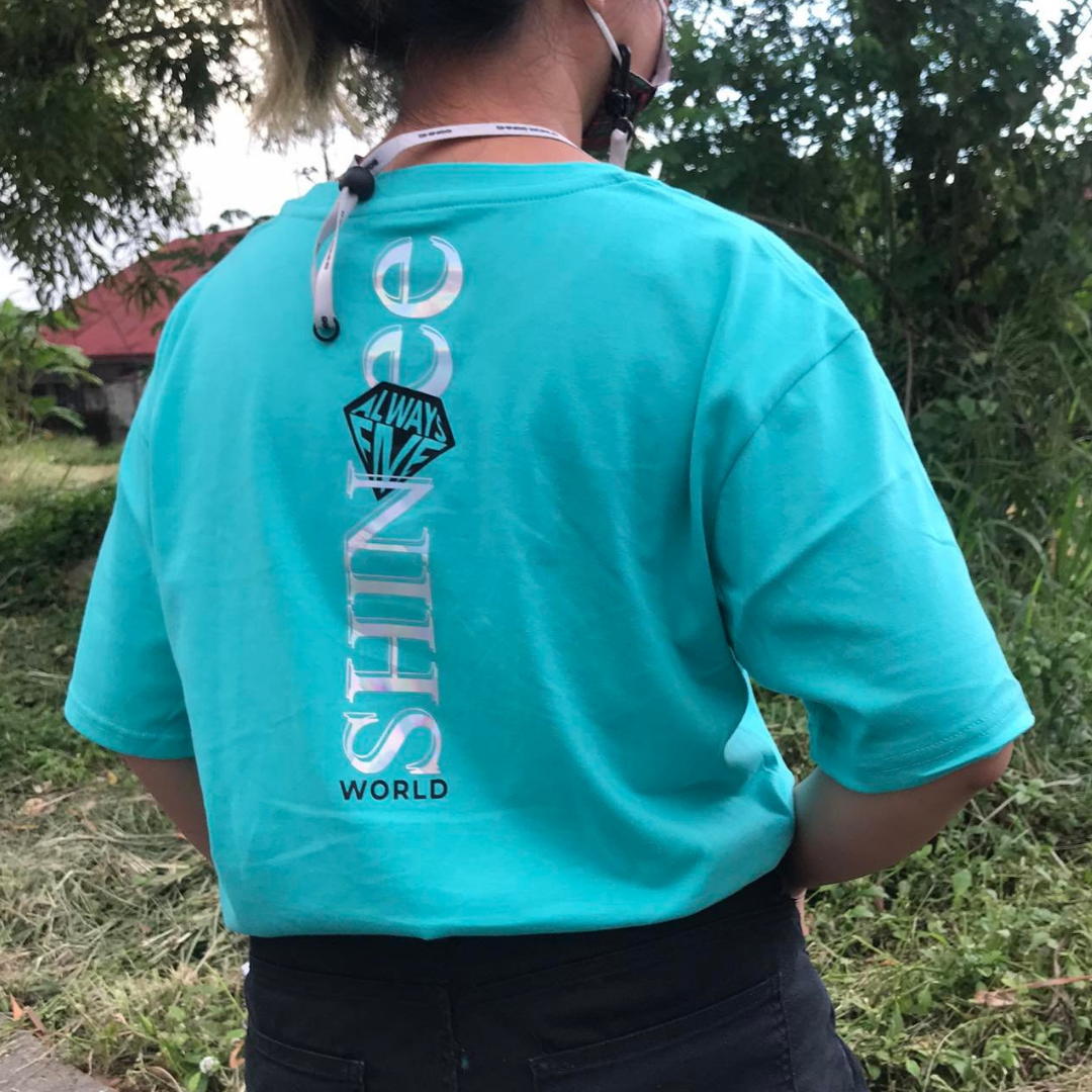 SHIRT: SHINee_SHINee World